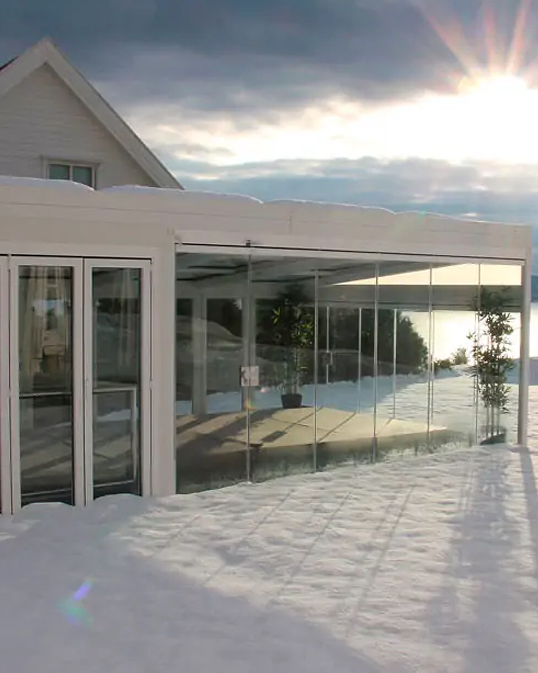 aeroframe-airclos-glass-enclosure-all-weather