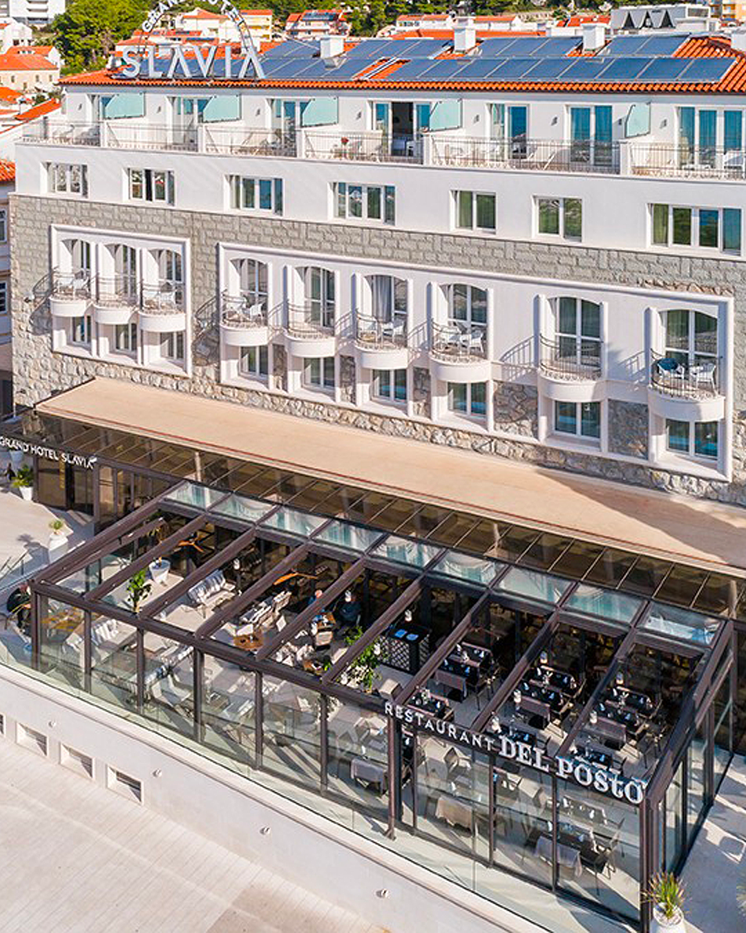 aeroframe-airclos-outdoor-glass-wall-and-roof-system